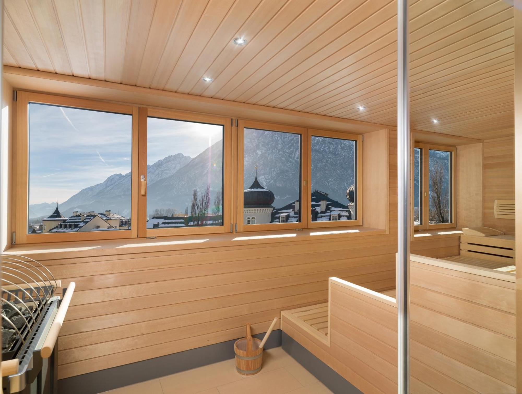 Vergeiner'S Hotel Traube Lienz Bagian luar foto