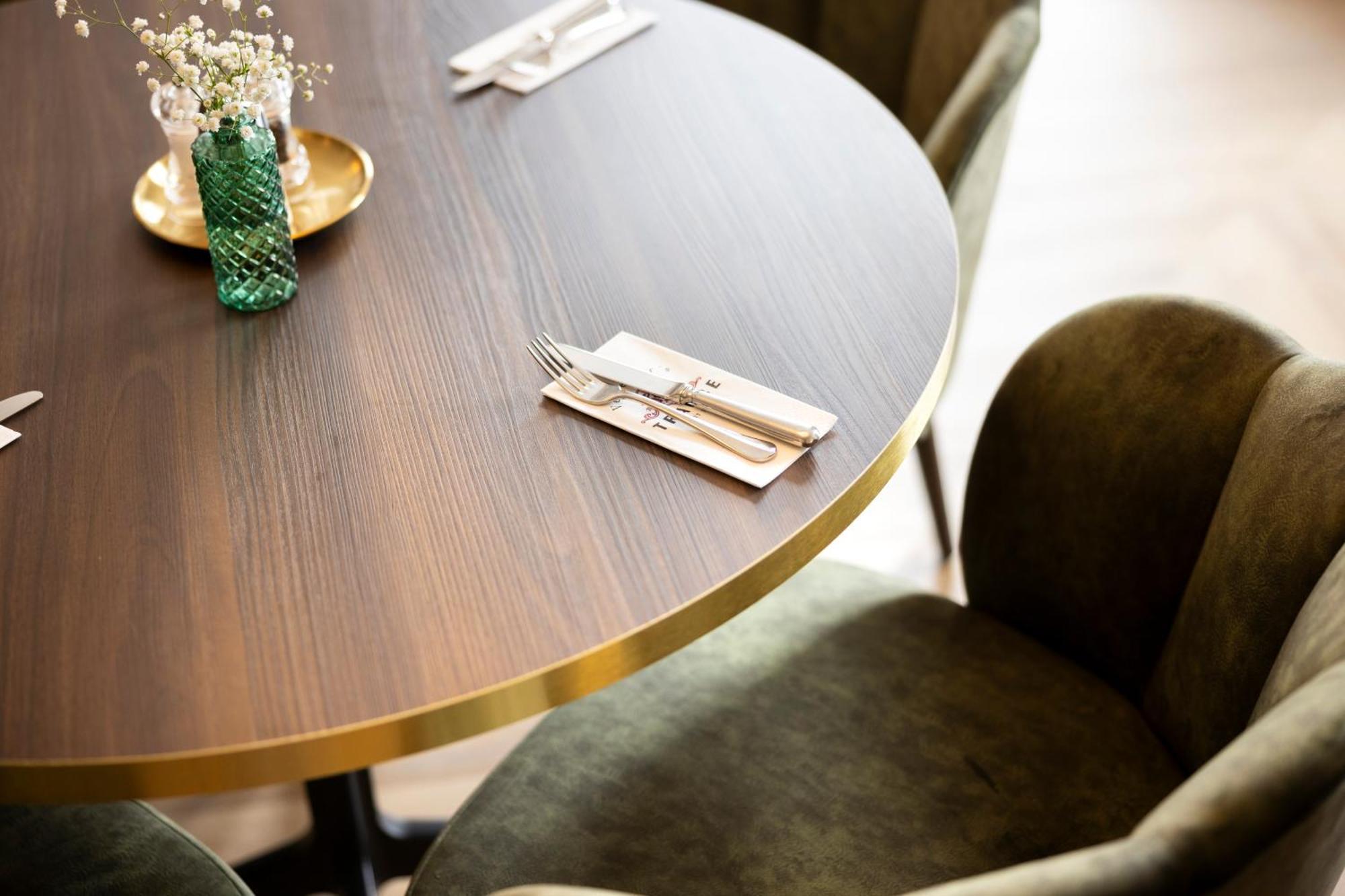 Vergeiner'S Hotel Traube Lienz Bagian luar foto