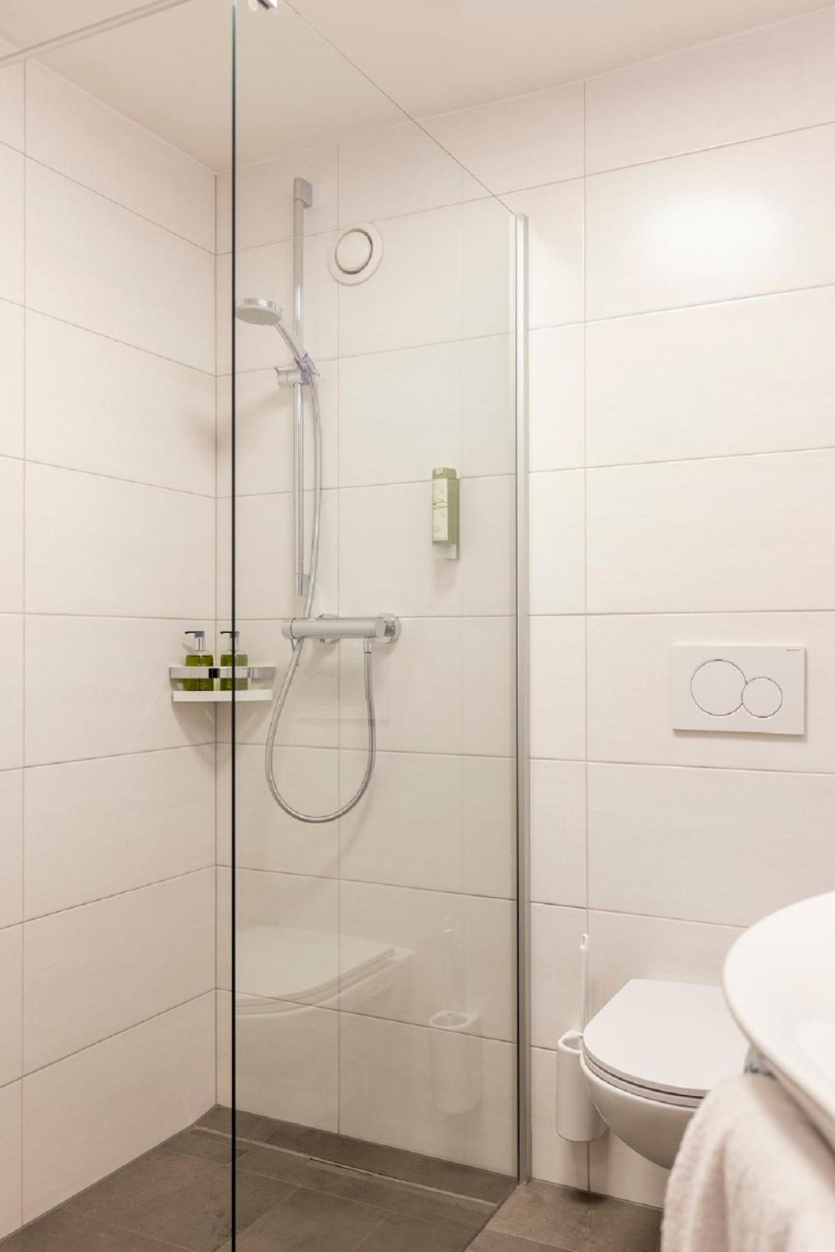 Vergeiner'S Hotel Traube Lienz Bagian luar foto